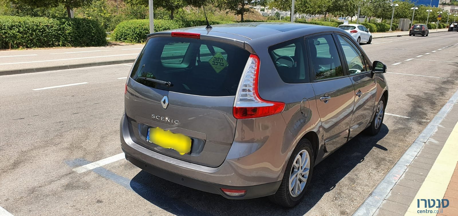 2013' Renault Grand Scenic photo #4