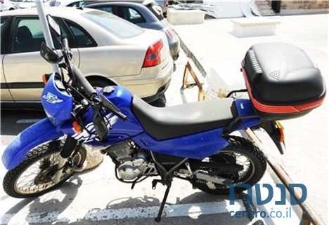 2000' Yamaha XT photo #3