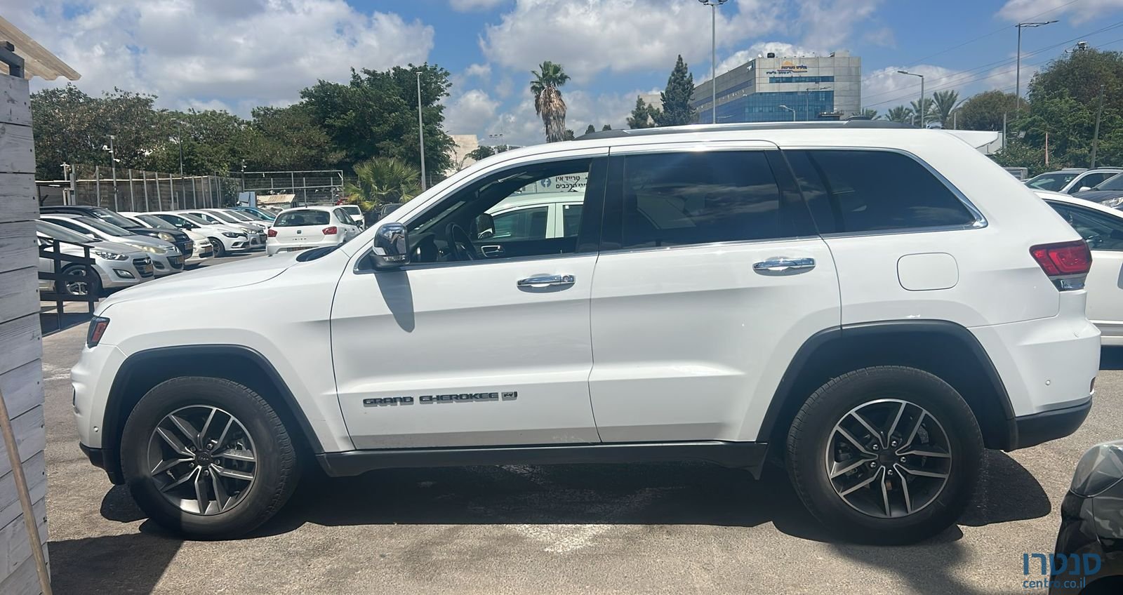2022' Jeep Grand Cherokee ג'יפ גרנד צ'ירוקי photo #4