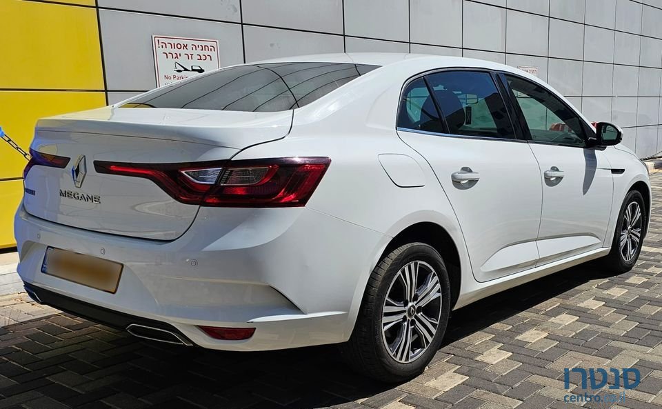 2023' Renault Megane photo #3