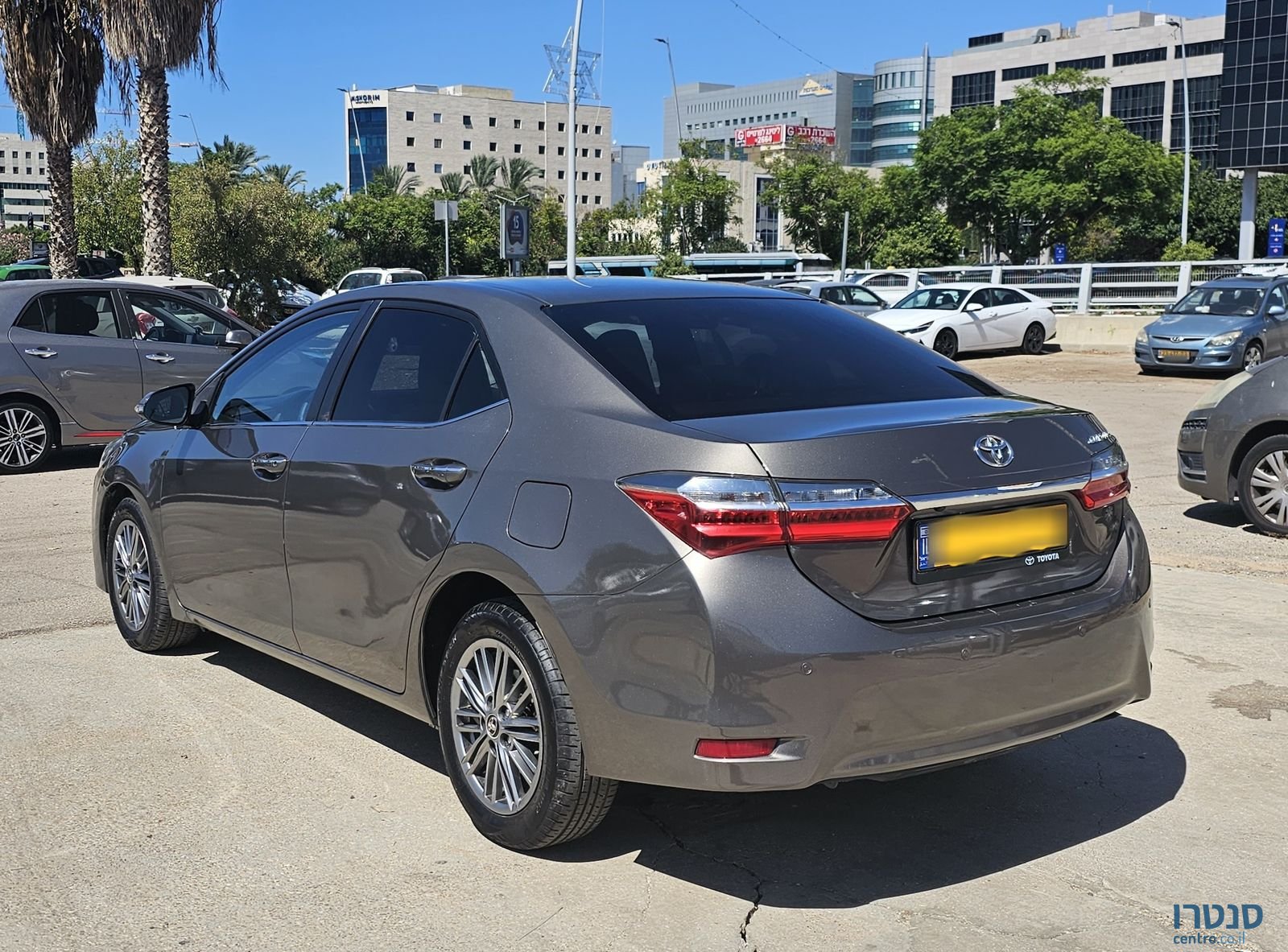 2018' Toyota Corolla טויוטה קורולה photo #5