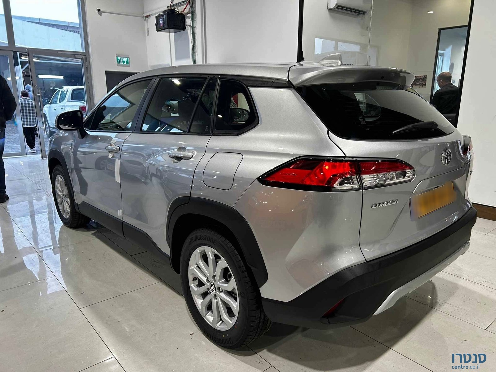 2025' Toyota Corolla Cross photo #4