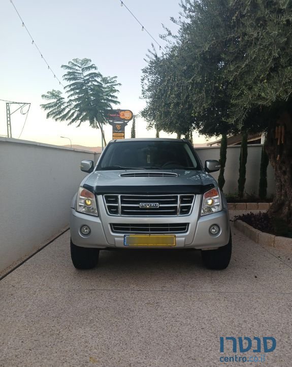 2008' Isuzu D-Max איסוזו די-מקס photo #3