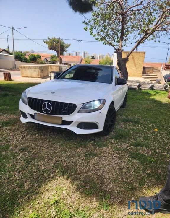 2017' Mercedes-Benz C-Class מרצדס Taxi photo #2