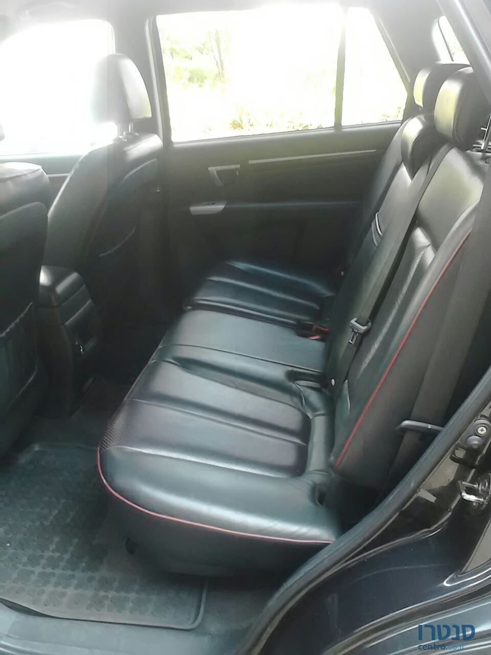 2006' Hyundai Santa Fe photo #2