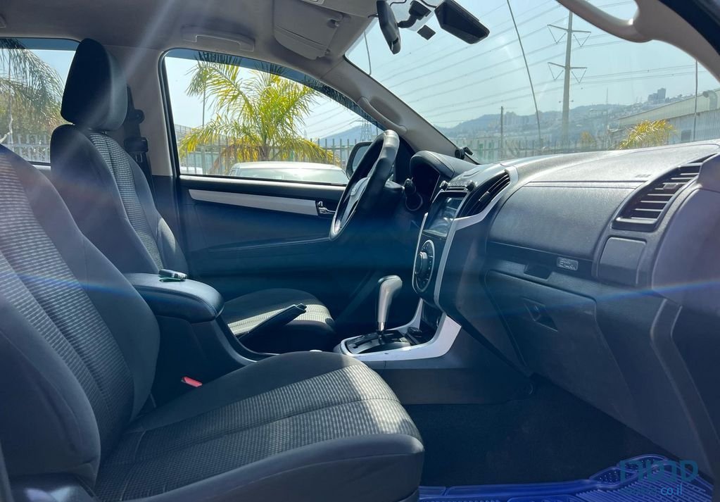 2020' Isuzu D-Max איסוזו די-מקס photo #2