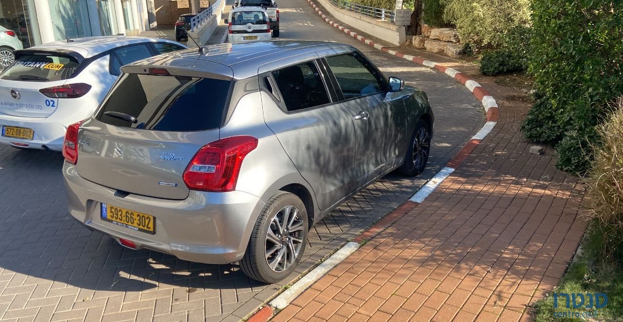 2021' Suzuki Swift סוזוקי סוויפט photo #3