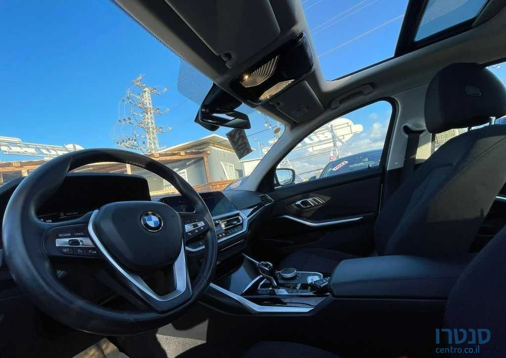 2022' BMW 3 Series ב.מ.וו סדרה 3 photo #4