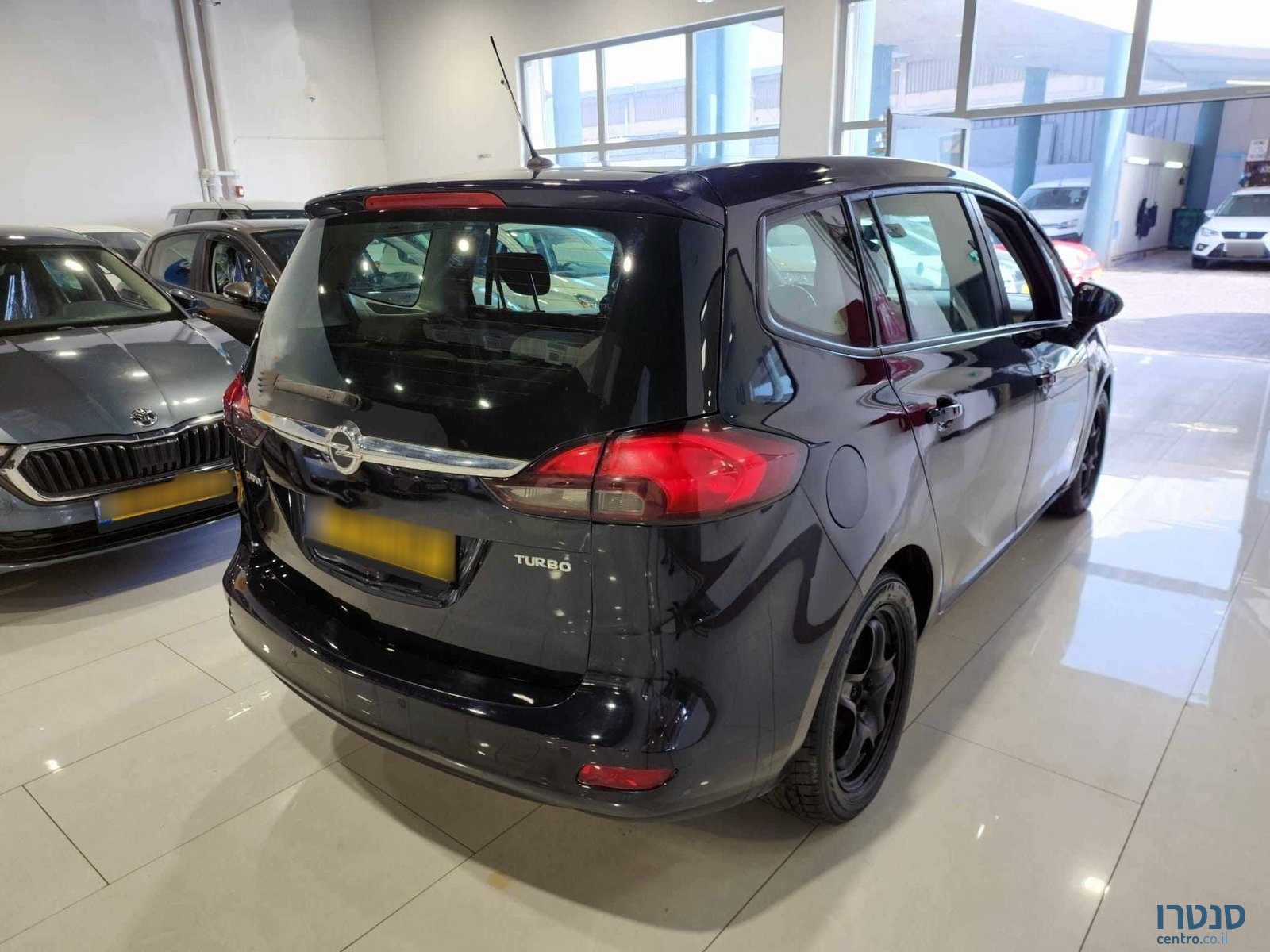 2018' Opel Zafira photo #3