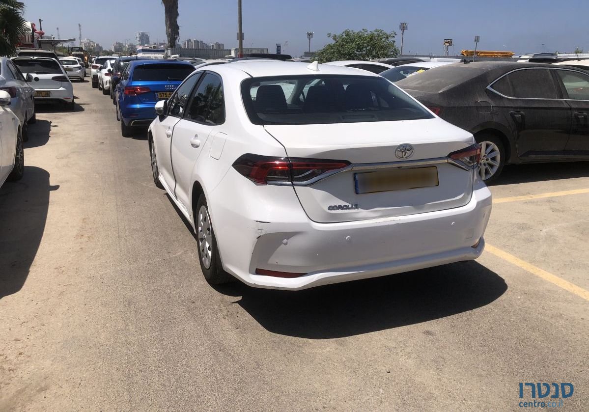 2021' Toyota Corolla טויוטה קורולה photo #2