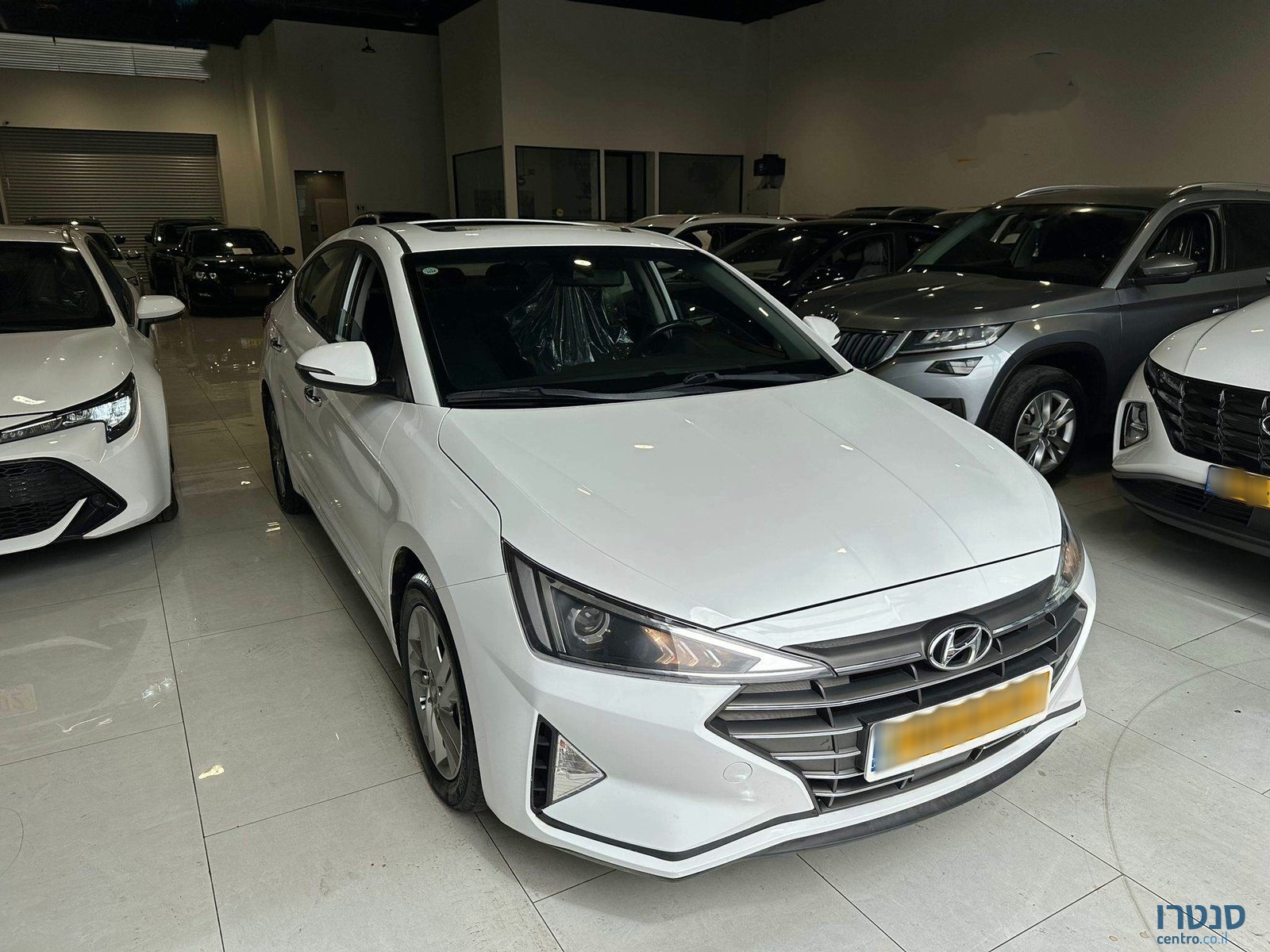 2021' Hyundai Elantra photo #2