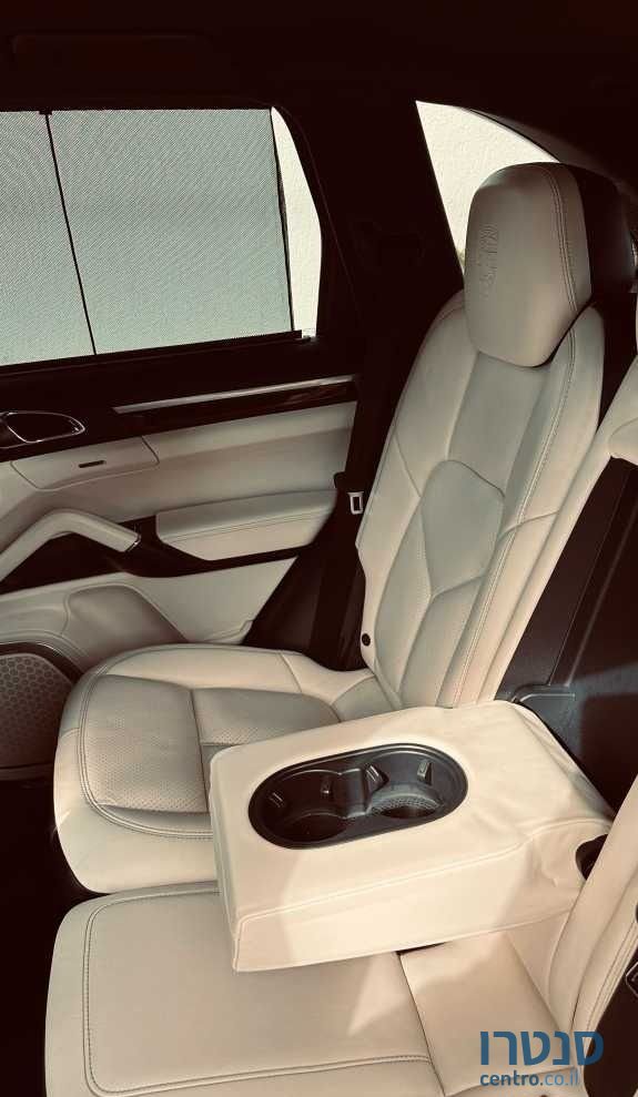 2017' Porsche Cayenne פורשה קאיין photo #6