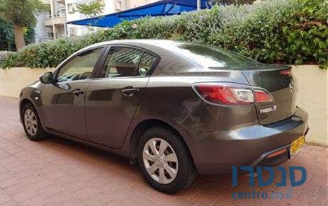 2009' Mazda 3 מאזדה 3 אקטיב photo #1