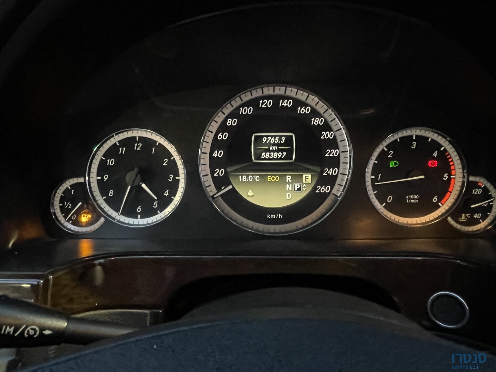 2012' Mercedes-Benz 200E Е photo #3