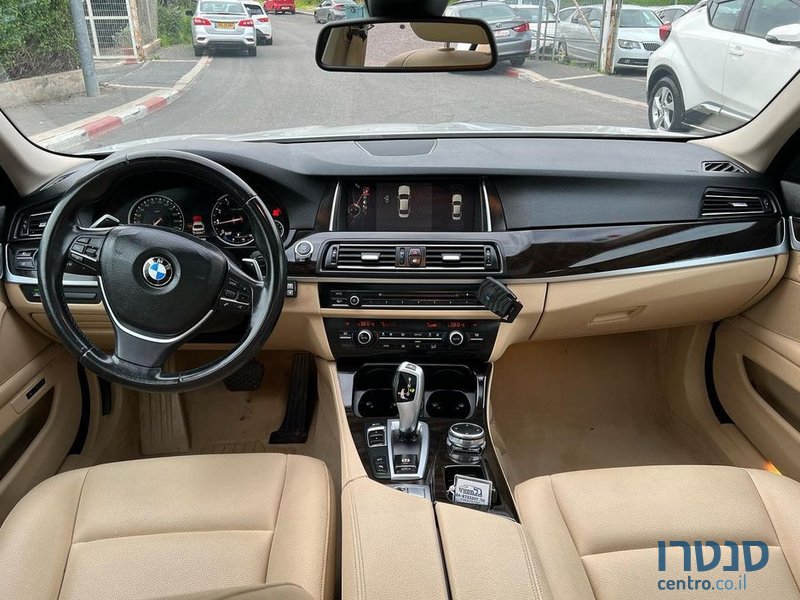 2017' BMW 5 Series ב.מ.וו סדרה 5 photo #4
