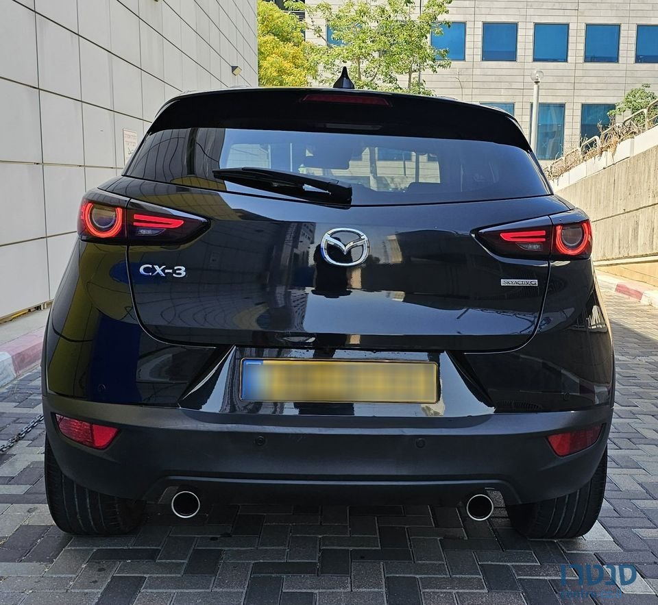 2022' Mazda CX-3 photo #2