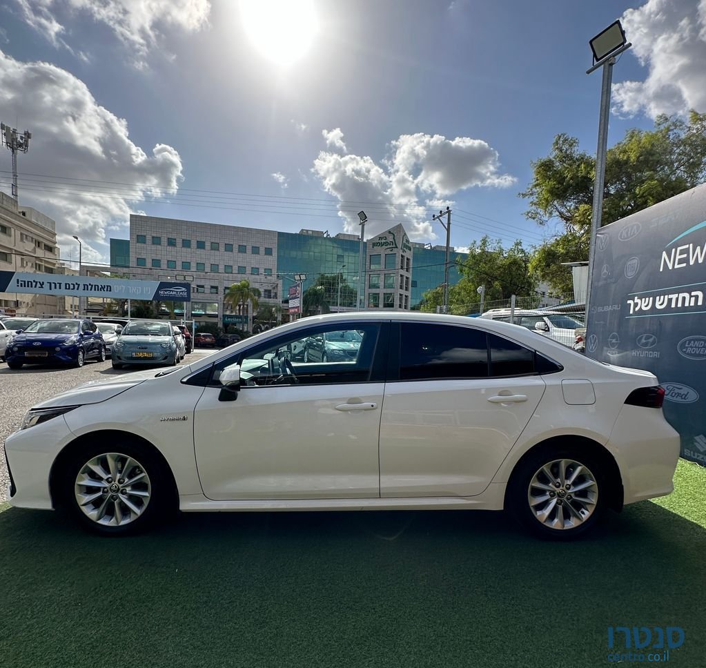 2020' Toyota Corolla טויוטה קורולה photo #6