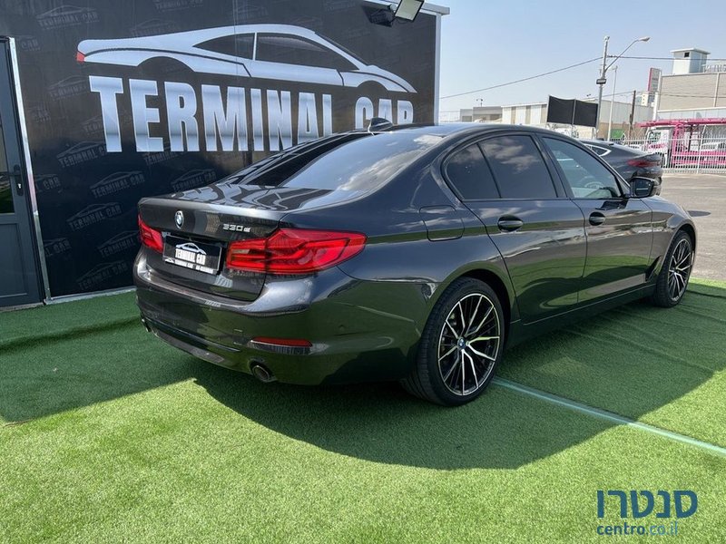 2020' BMW 5 Series ב.מ.וו סדרה 5 photo #6