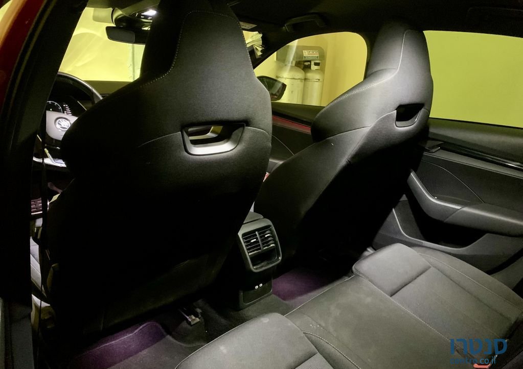 2021' Skoda Octavia סקודה אוקטביה photo #6