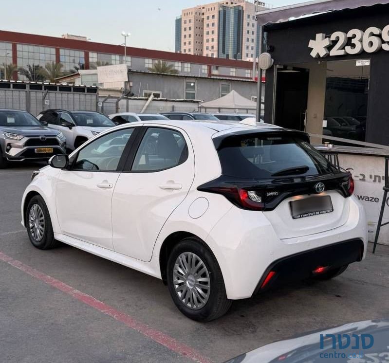 2021' Toyota Yaris טויוטה יאריס photo #2