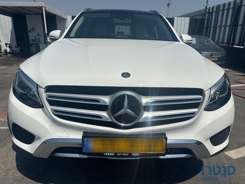 2018' Mercedes-Benz GLC מרצדס photo #4