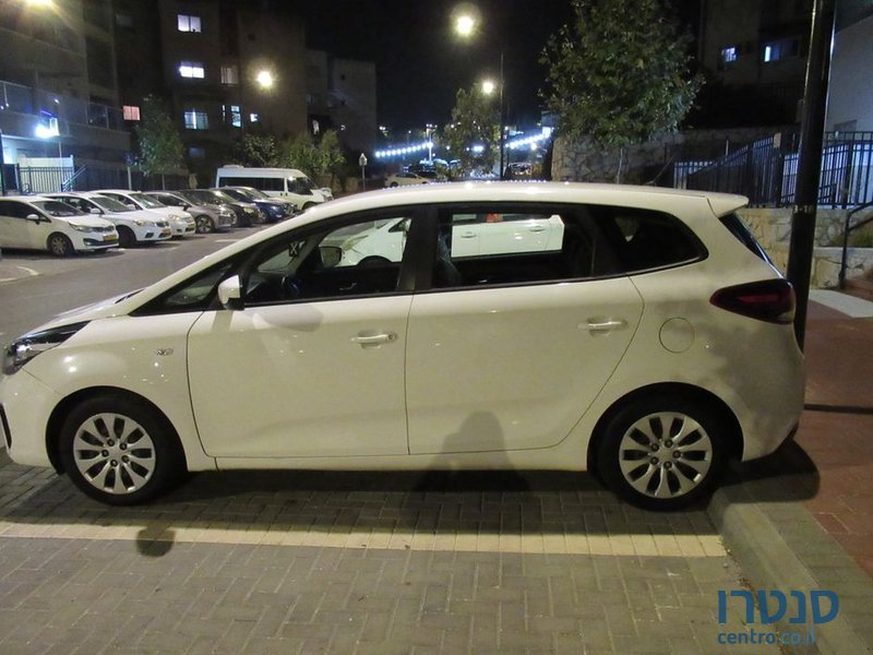 2018' Kia Carens קיה קארנס photo #3