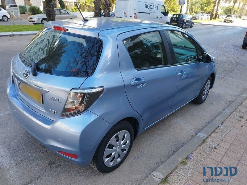 2014' Toyota Yaris טויוטה יאריס photo #5