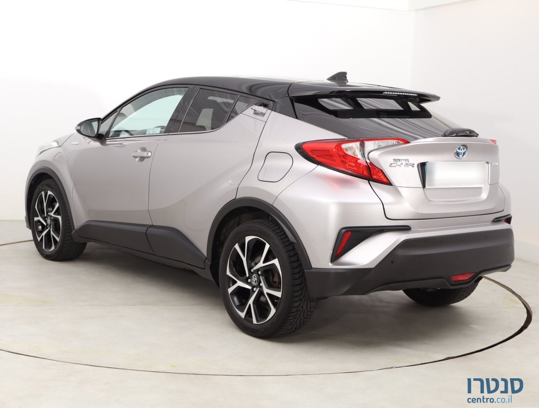 2019' Toyota C-HR photo #2