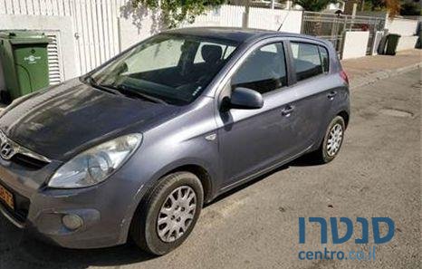 2010' Hyundai i20 יונדאי photo #2