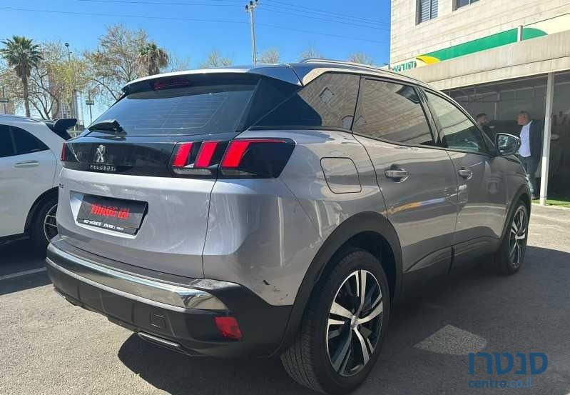 2018' Peugeot 3008 פיג'ו photo #3