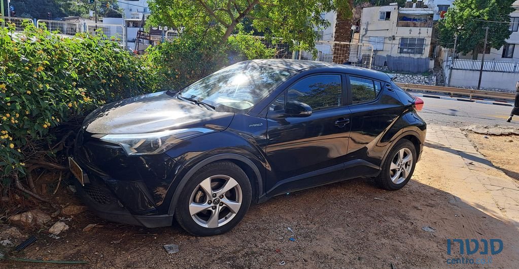 2019' Toyota C-HR טויוטה photo #6