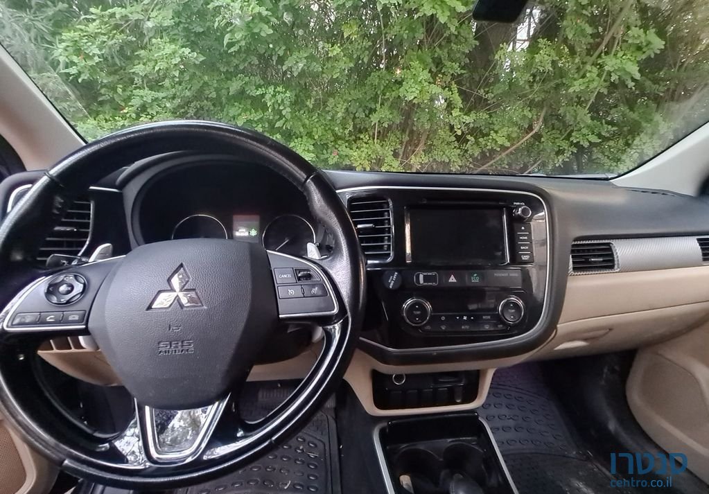 2017' Mitsubishi Outlander מיצובישי אאוטלנדר photo #4