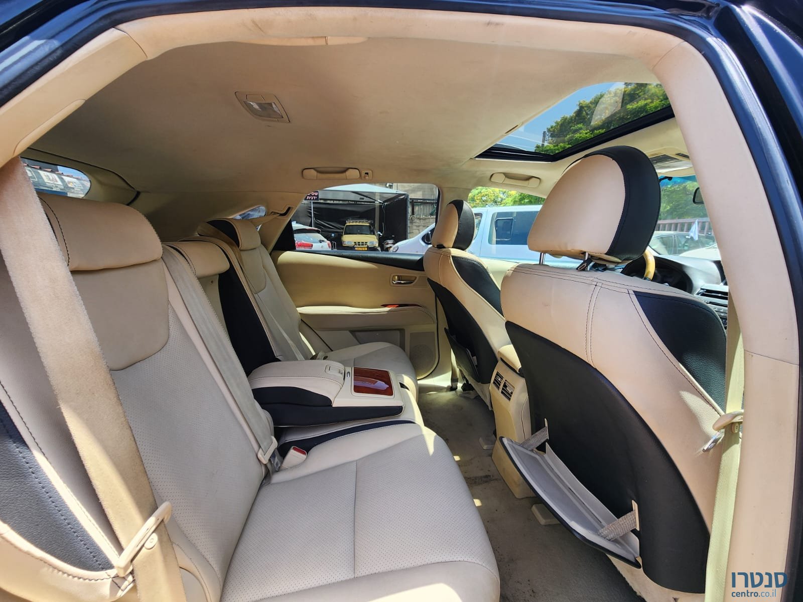 2010' Lexus RX 350 photo #3