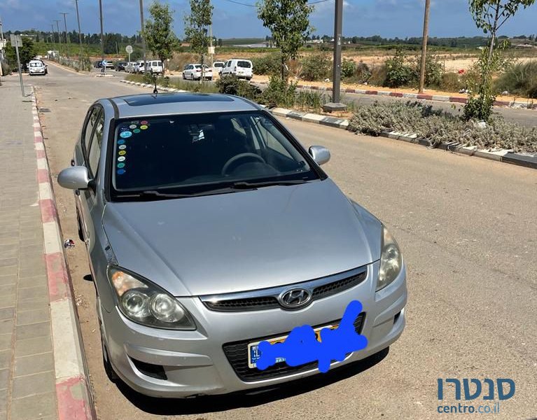 2010' Hyundai i30 יונדאי photo #3