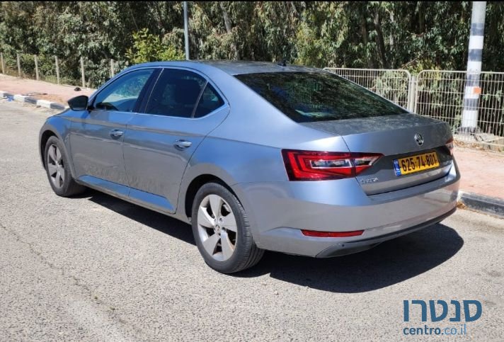 2018' Skoda Superb סקודה סופרב photo #1