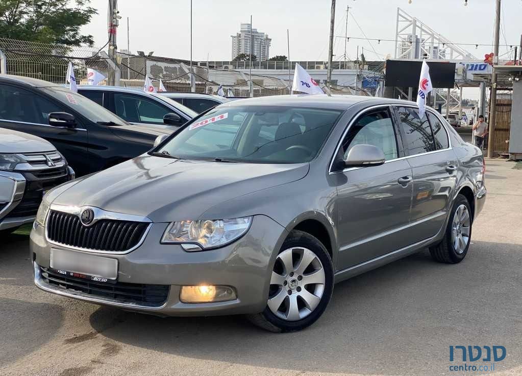 2011' Skoda Superb סקודה סופרב photo #1