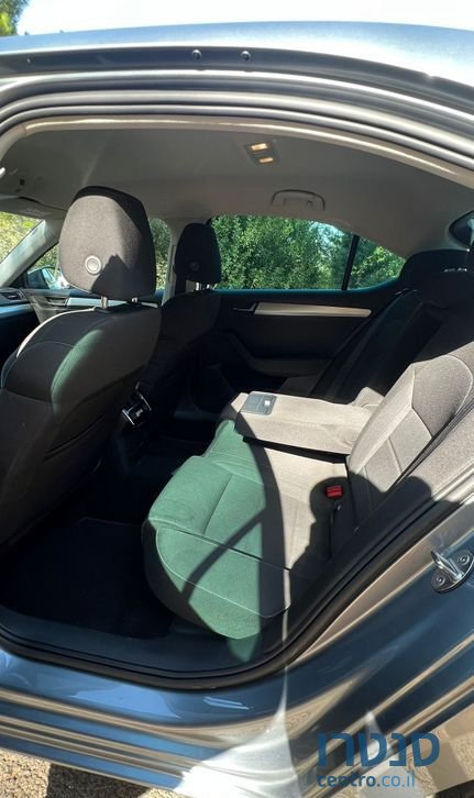 2018' Skoda Superb סקודה סופרב photo #4