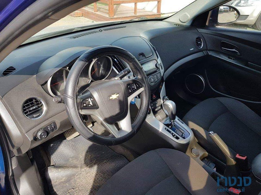 2014' Chevrolet Cruze photo #3