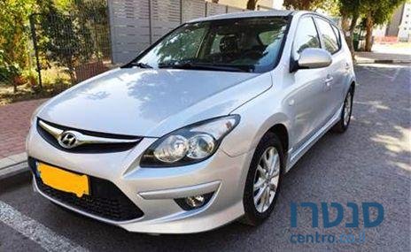 2011' Hyundai I30 יונדאי סופרים photo #1