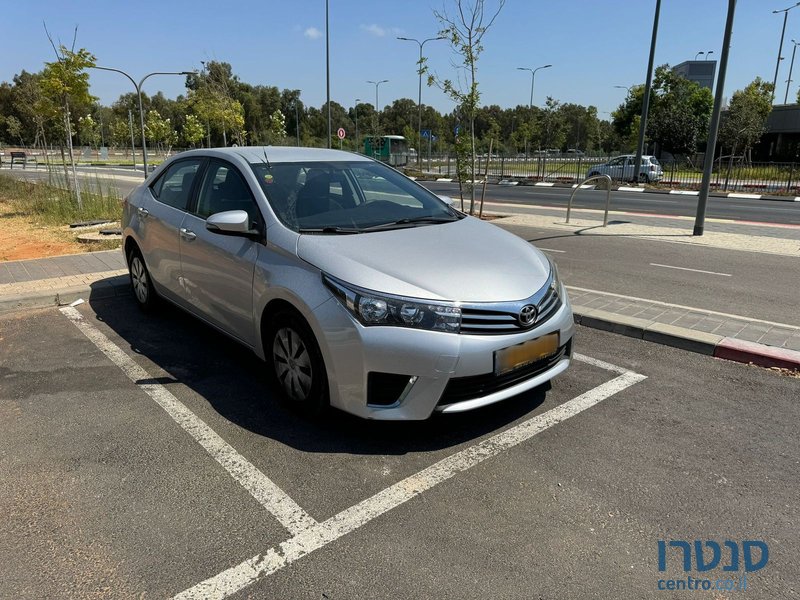 2014' Toyota Corolla photo #1