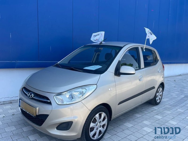 2012' Hyundai i10 יונדאי photo #1