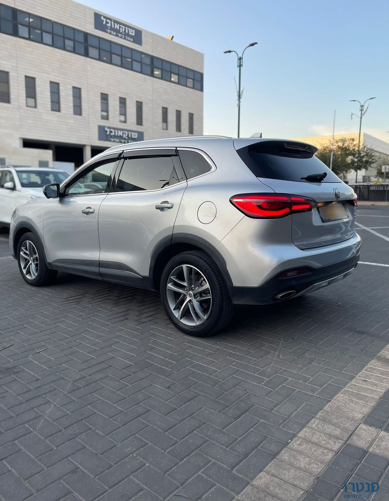 2022' MG Ehs Phev אם ג'י Ehs Phev photo #4