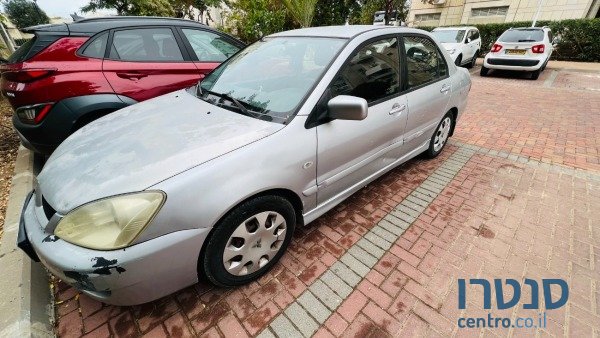 2008' Mitsubishi Lancer photo #1