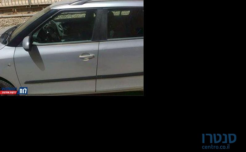 2009' Skoda Fabia סקודה פביה photo #1