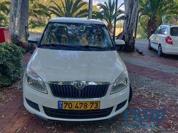 2011' Skoda Fabia סקודה פביה photo #1