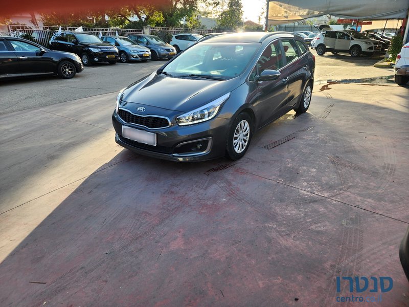 2017' Kia Ceed SW photo #1