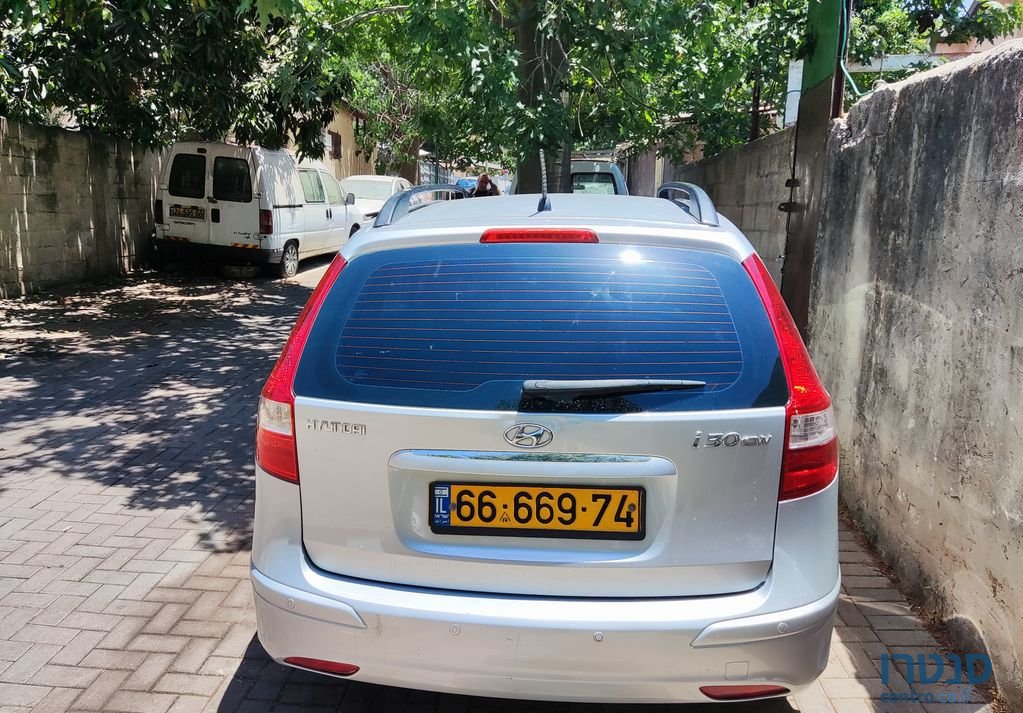 2011' Hyundai I30Cw יונדאי photo #5