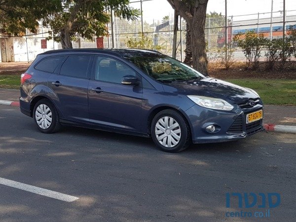 2012' Ford Focus photo #1