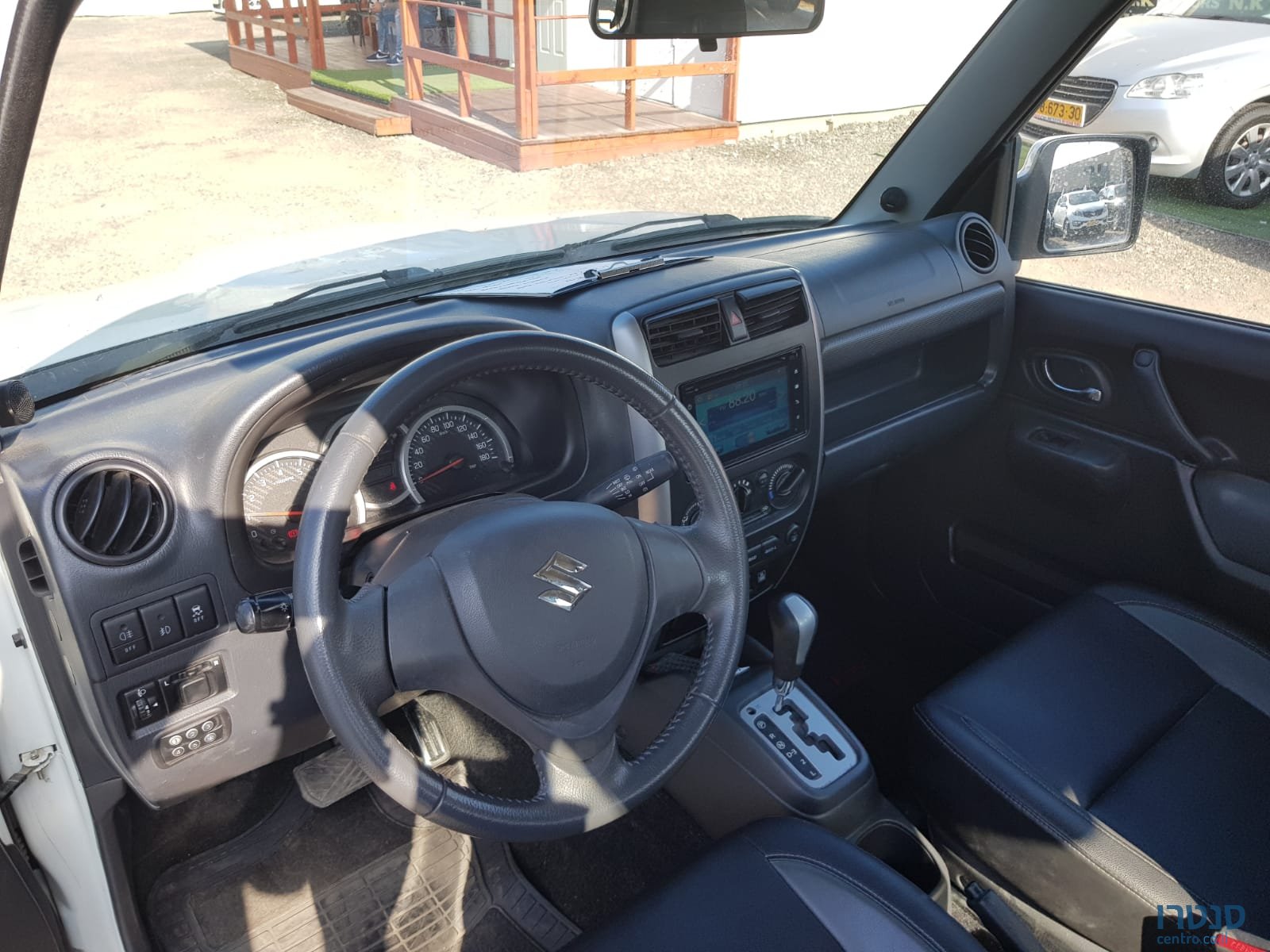 2015' Suzuki Jimny photo #3