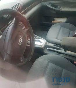 2001' Audi A4 אאודי photo #1